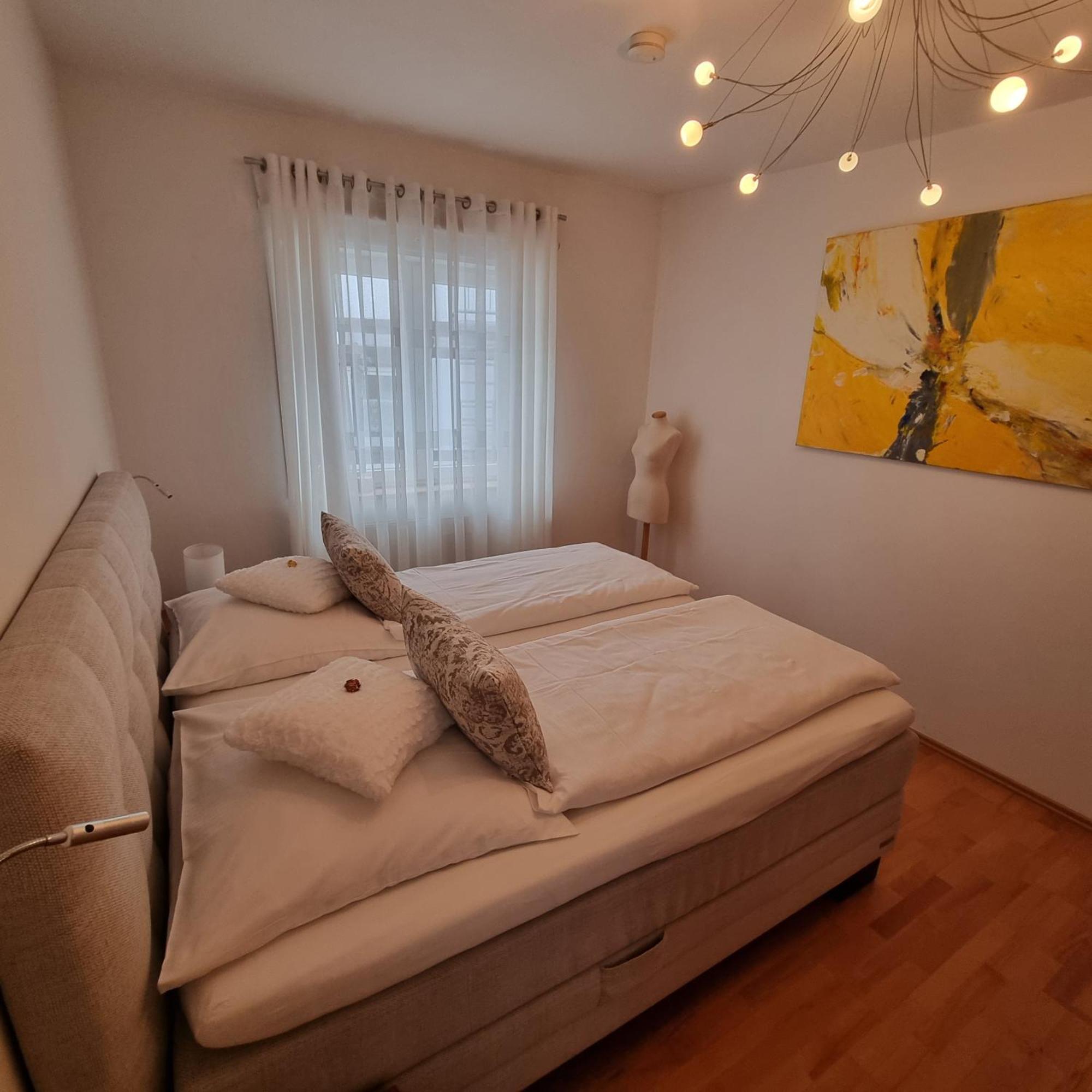 Ferienwohnung Janus Altstadt-Hameln Haus 2 Inklusive Parkplatz - Mit Und Ohne Terrasse Oder Loggia Hamelin Bagian luar foto