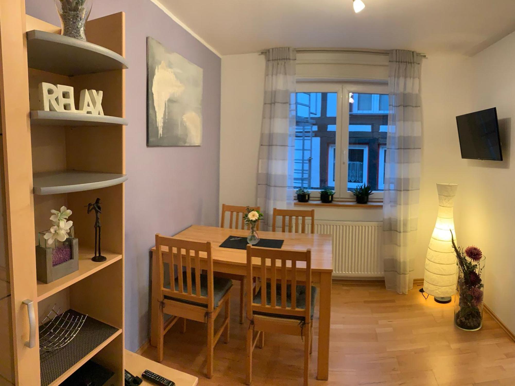 Ferienwohnung Janus Altstadt-Hameln Haus 2 Inklusive Parkplatz - Mit Und Ohne Terrasse Oder Loggia Hamelin Bagian luar foto