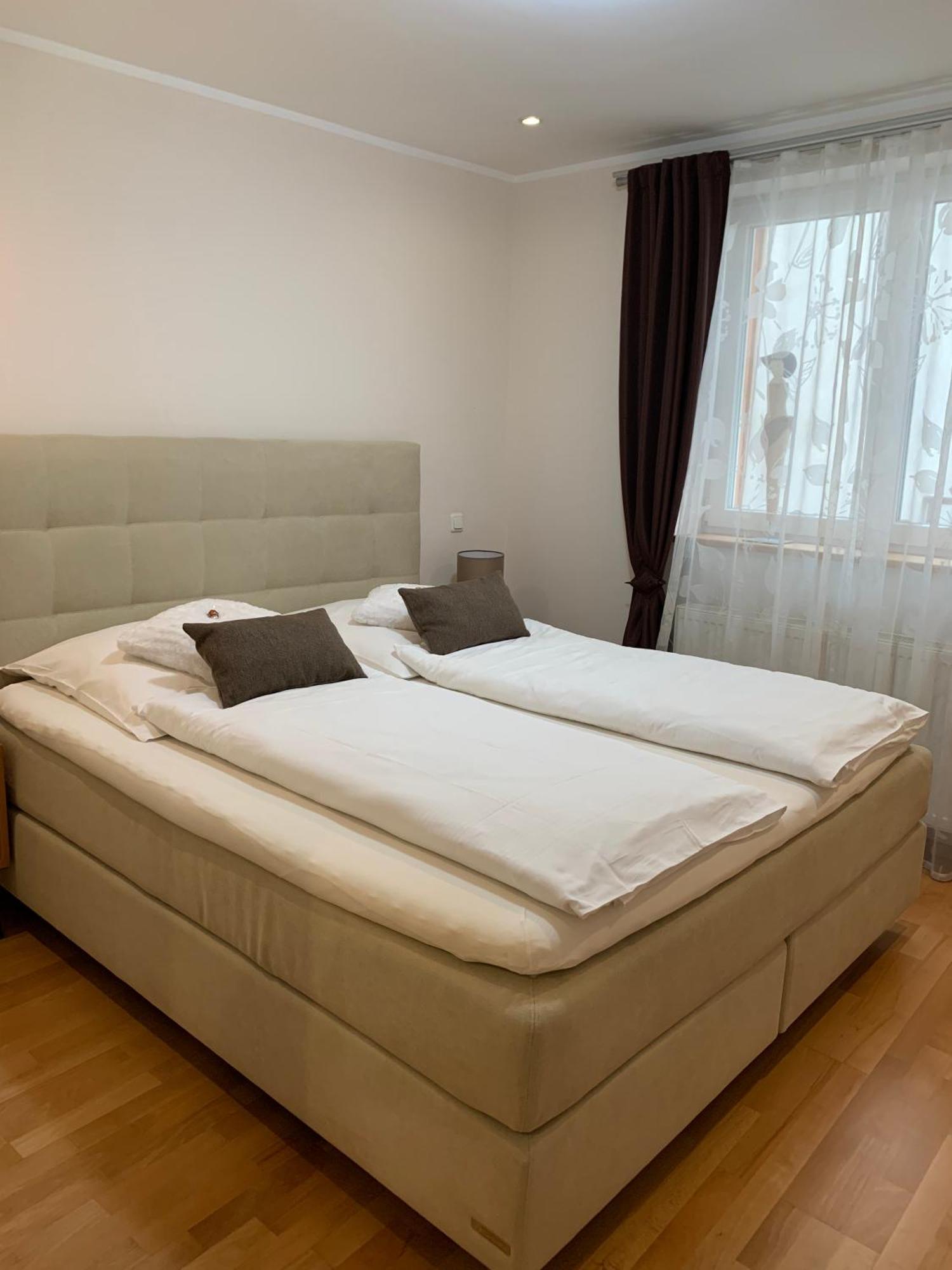 Ferienwohnung Janus Altstadt-Hameln Haus 2 Inklusive Parkplatz - Mit Und Ohne Terrasse Oder Loggia Hamelin Bagian luar foto